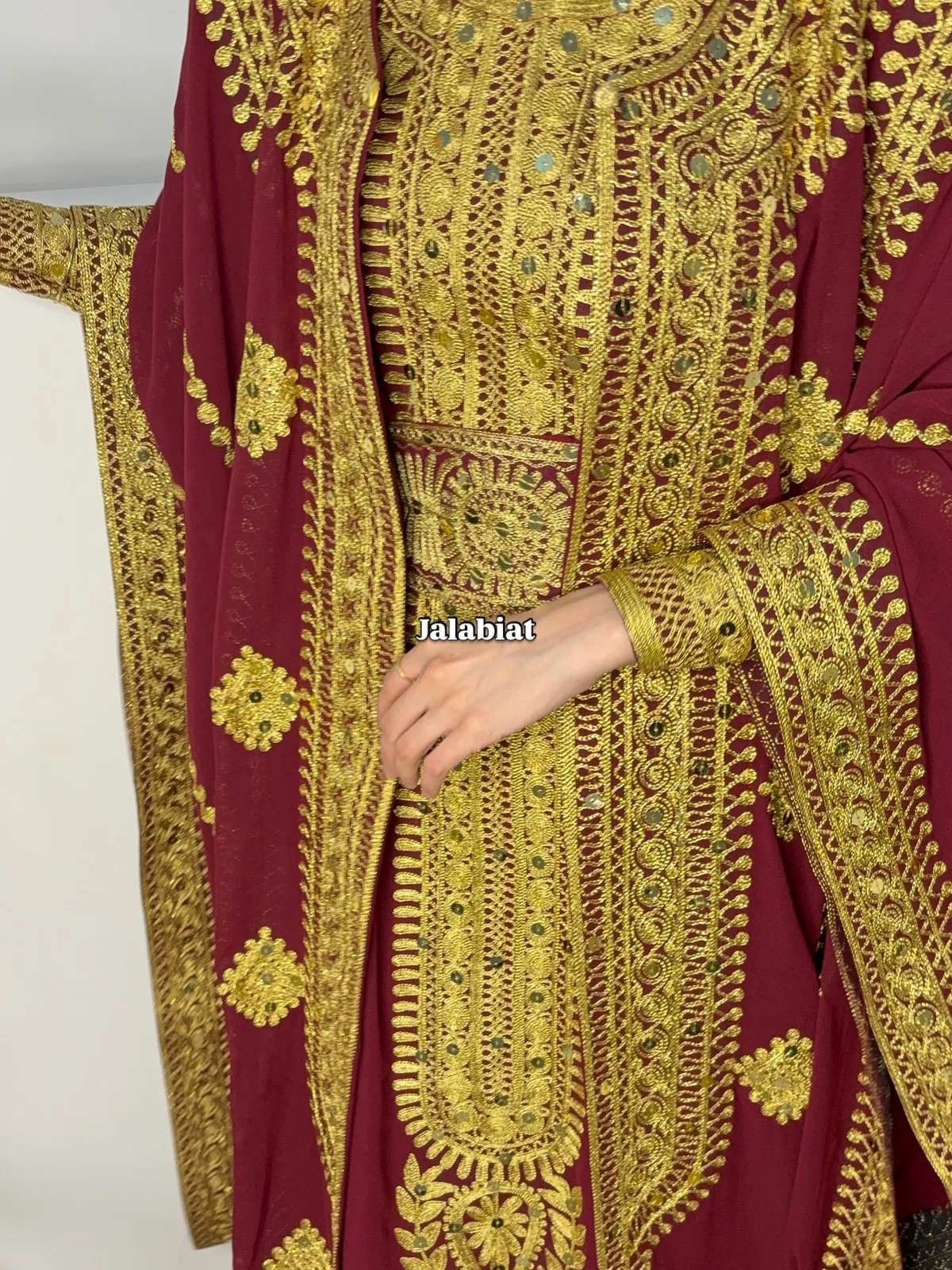 ثوب عربي - قطعتين بطانة و بشت