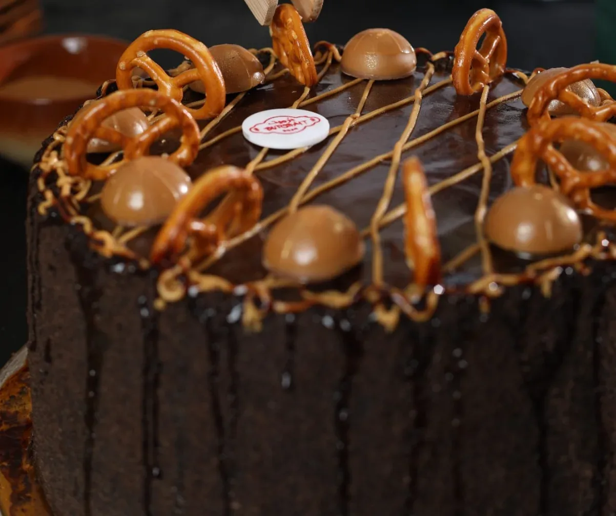Dark chocolate peanut butter cake