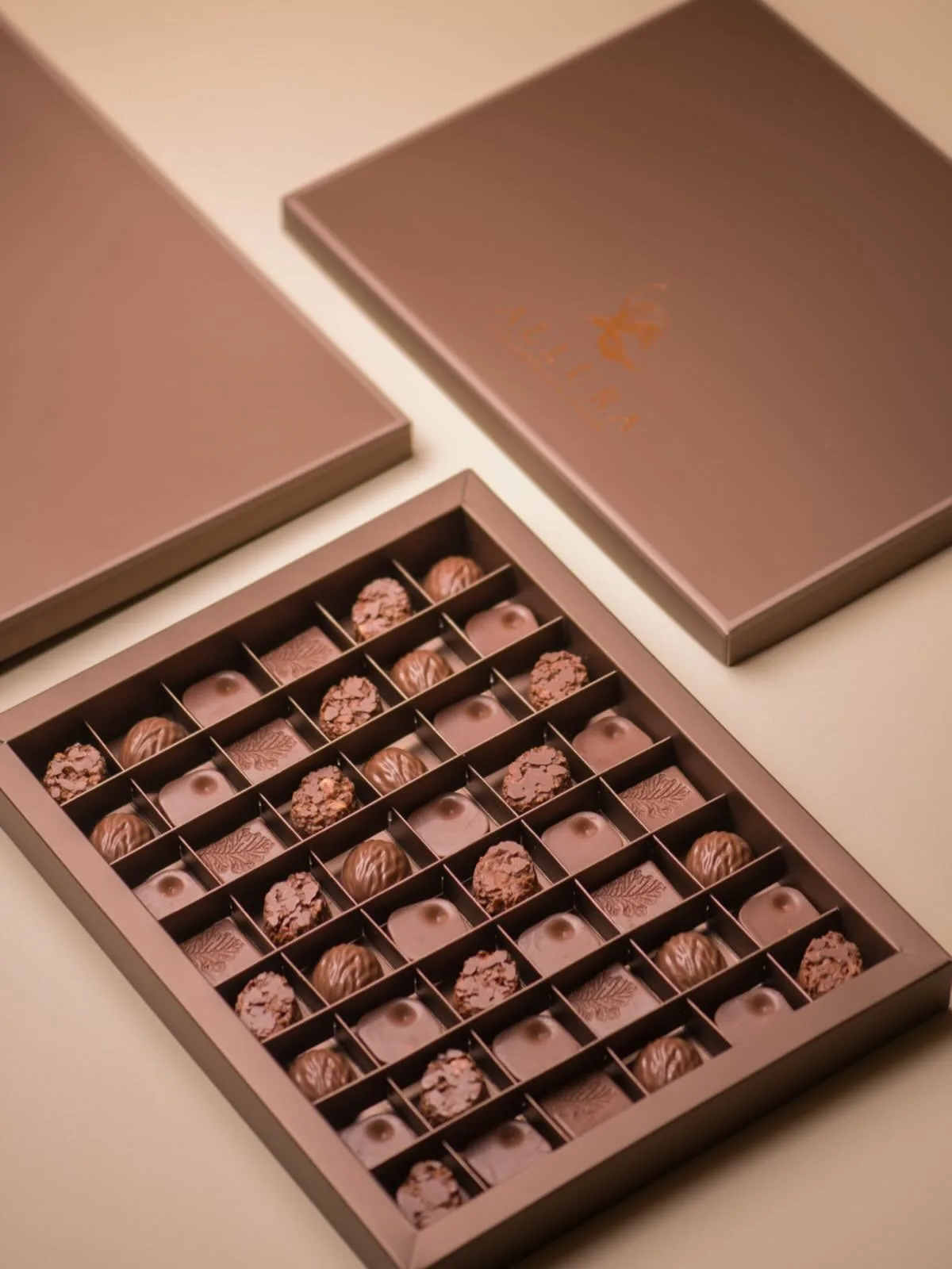 Medium Chocolate Box, 48 pieces