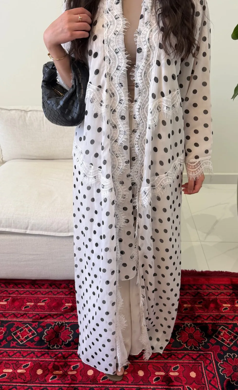 Polka-dot lace abaya
